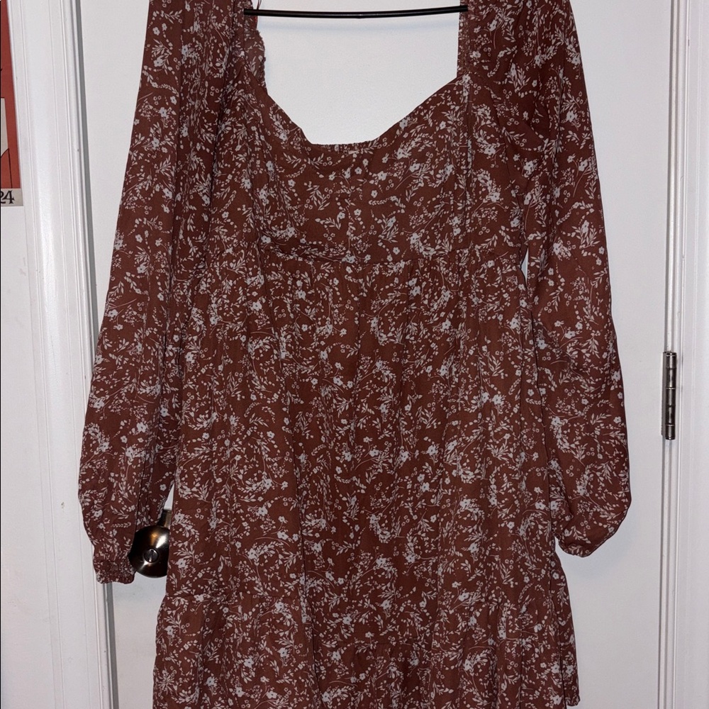 Mi Ami Brown and White Floral Dress
